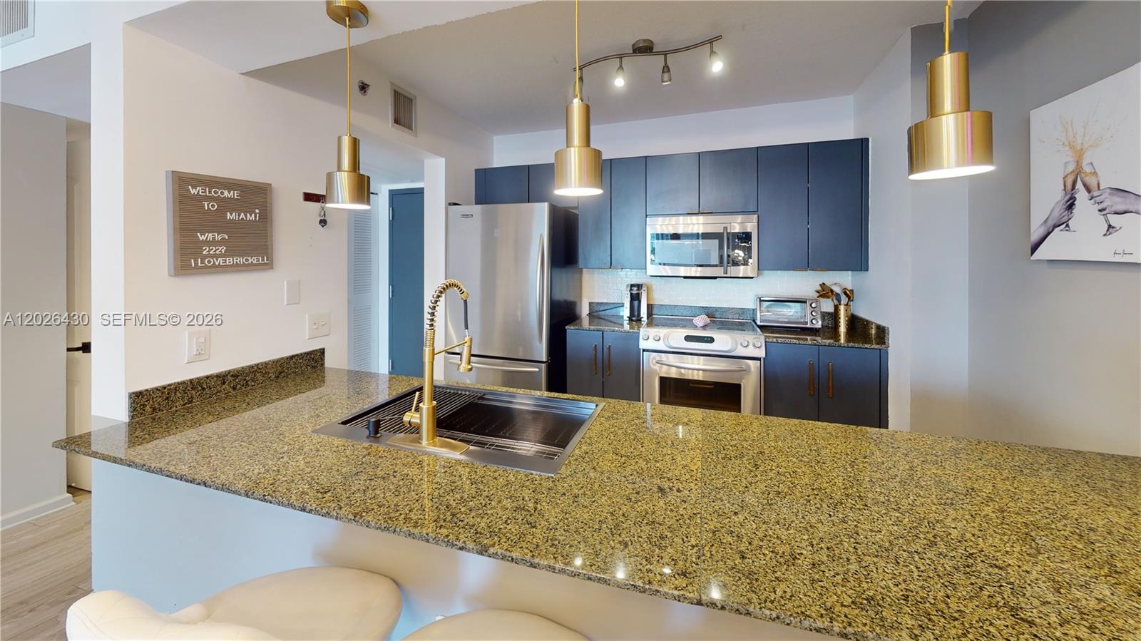 1200 Brickell Bay Dr #2222, Miami FL 33131