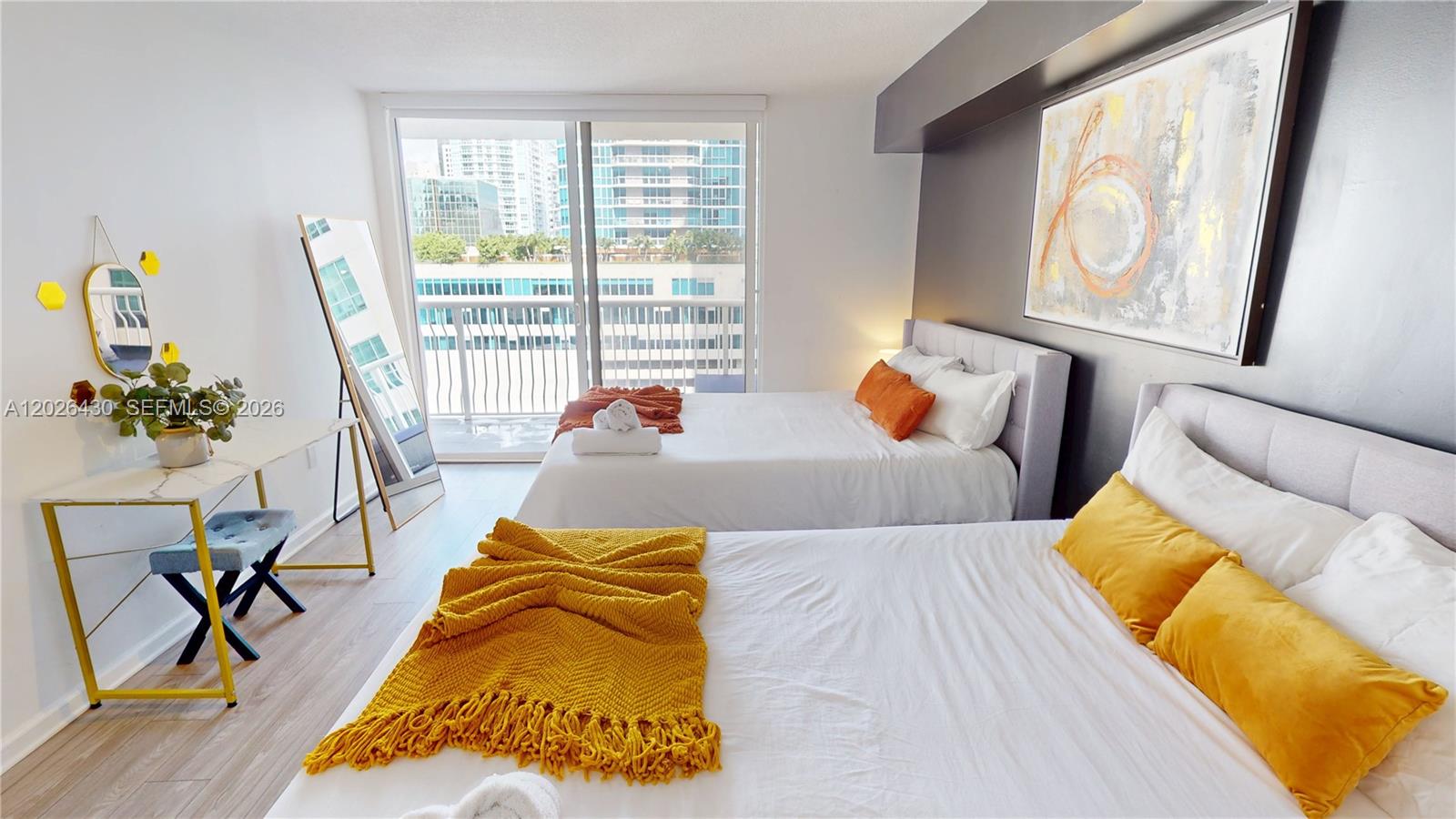 1200 Brickell Bay Dr #2222, Miami FL 33131