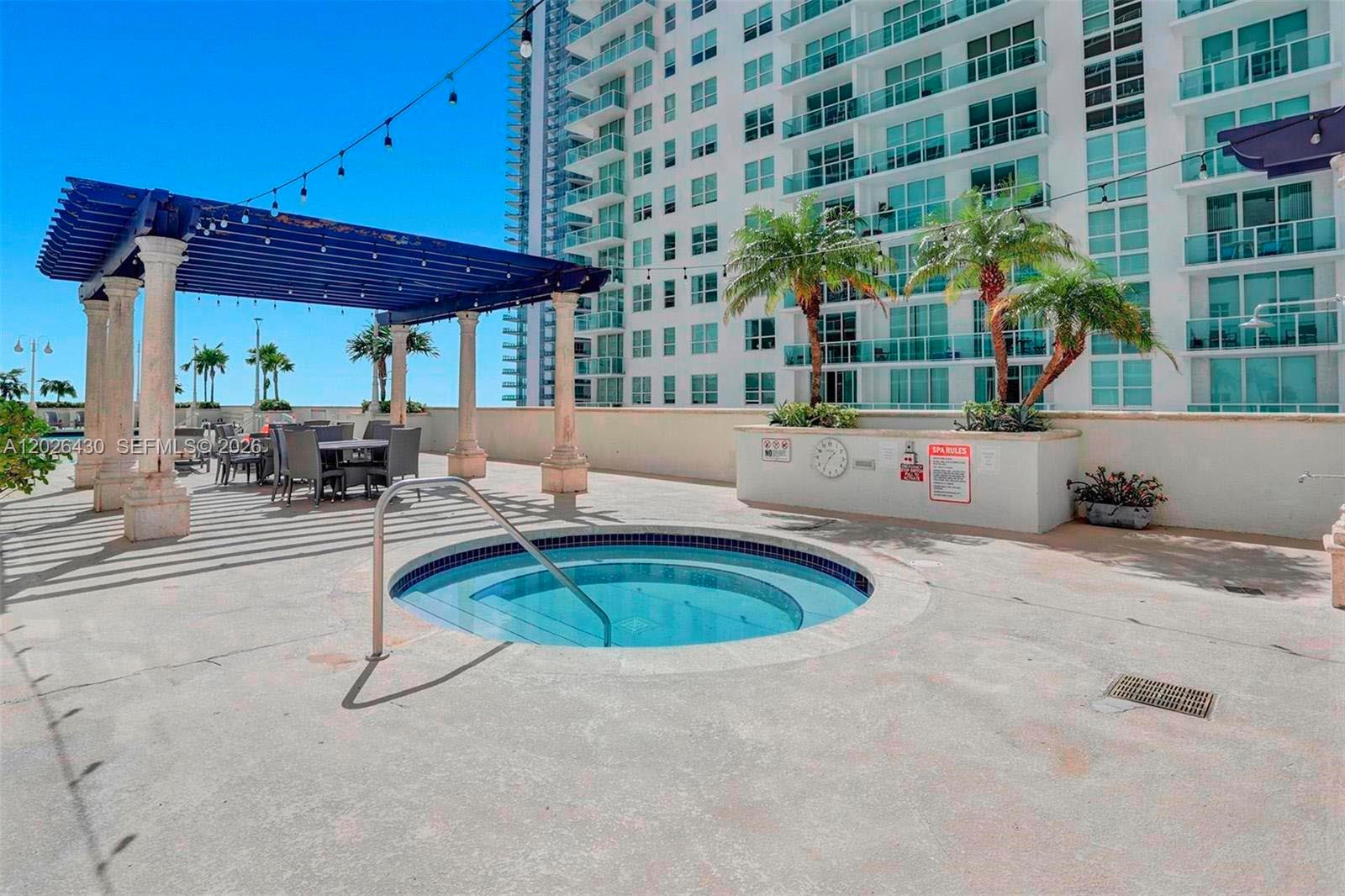1200 Brickell Bay Dr #2222, Miami FL 33131