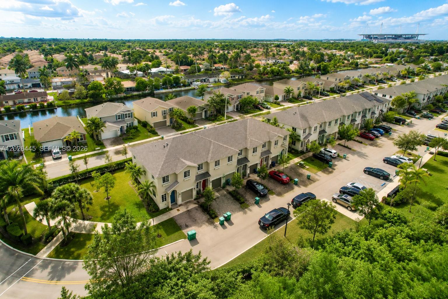 1202 NW 208th Ter #1202, Miami Gardens FL 33169