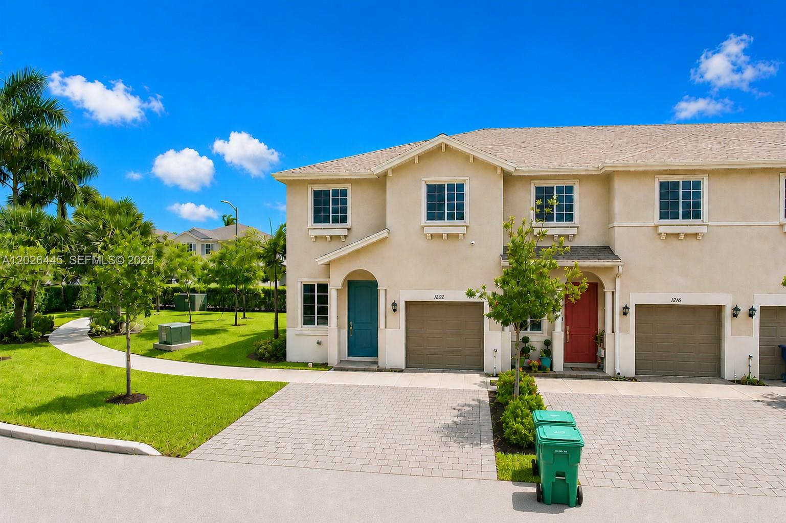 1202 NW 208th Ter #1202, Miami Gardens FL 33169