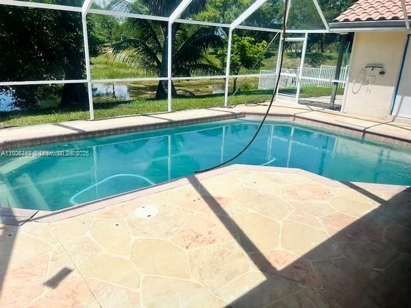 16373 NW 16th St, Pembroke Pines FL 33028