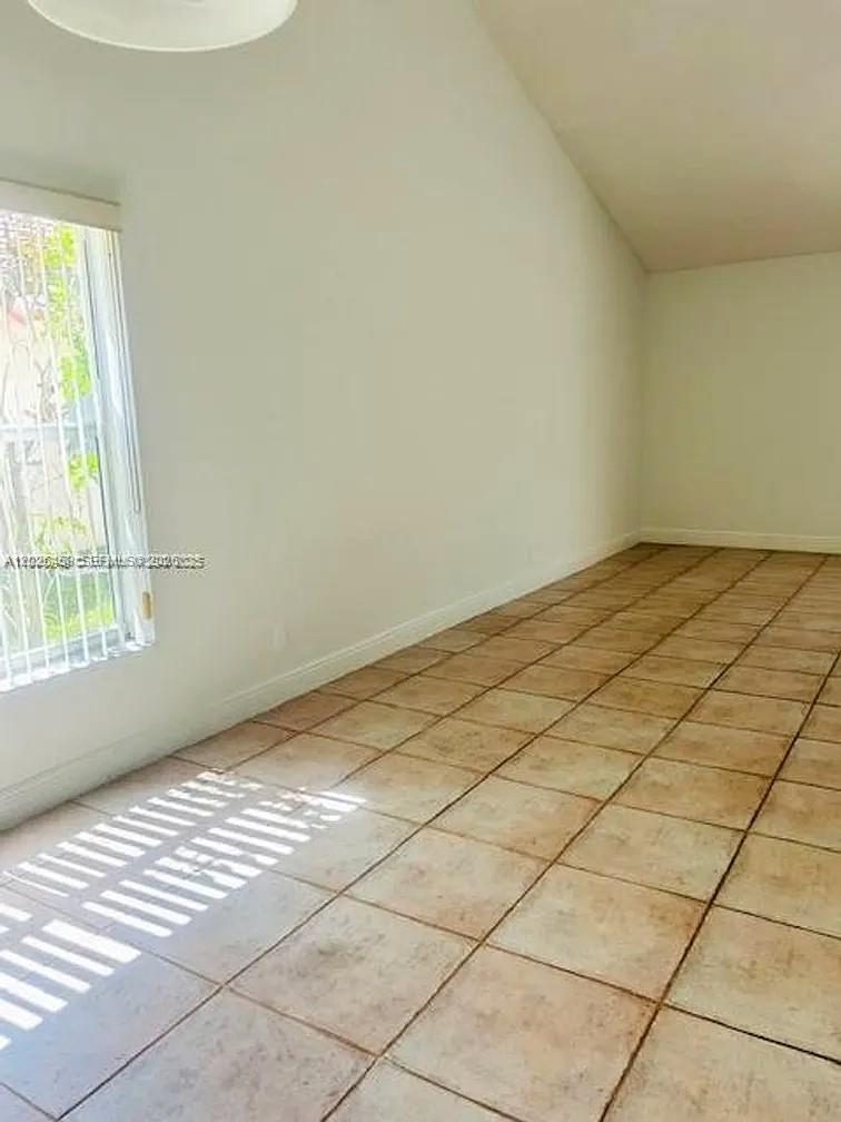 16373 NW 16th St, Pembroke Pines FL 33028