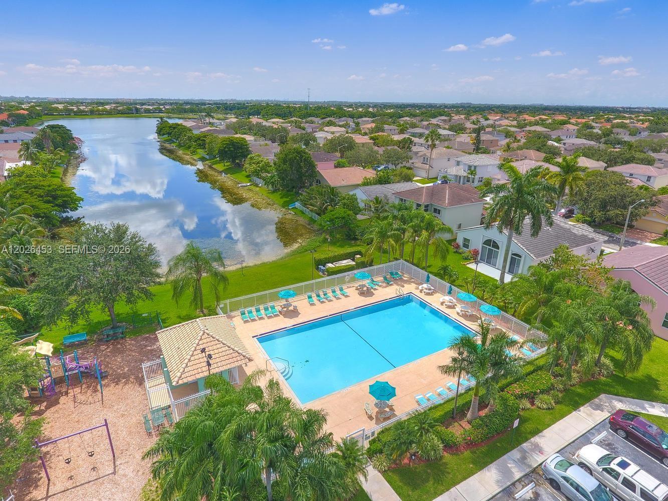 16373 NW 16th St, Pembroke Pines FL 33028