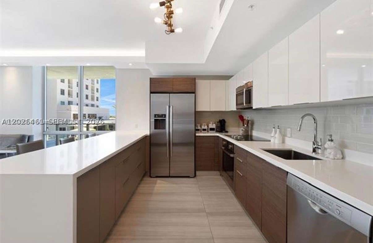 1010 SW 2nd Ave #809, Miami FL 33130