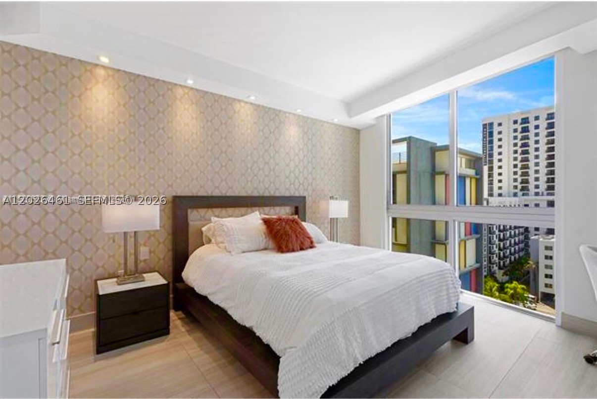 1010 SW 2nd Ave #809, Miami FL 33130