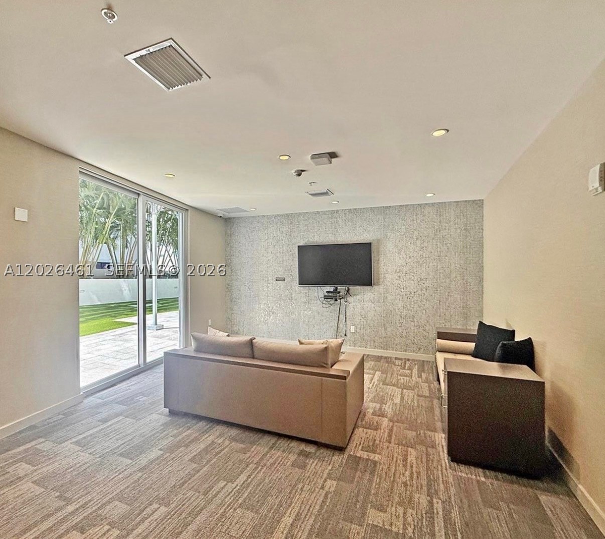 1010 SW 2nd Ave #809, Miami FL 33130