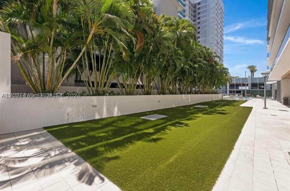 1010 SW 2nd Ave #809, Miami FL 33130