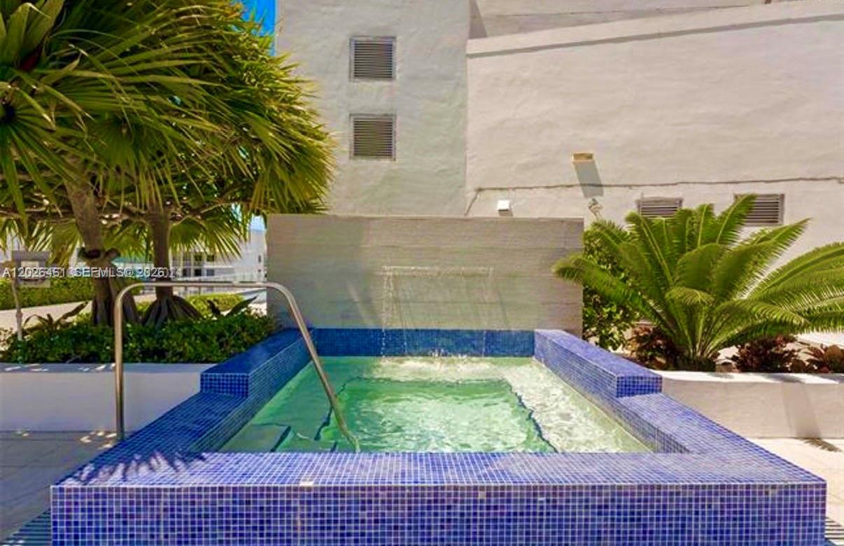 1010 SW 2nd Ave #809, Miami FL 33130