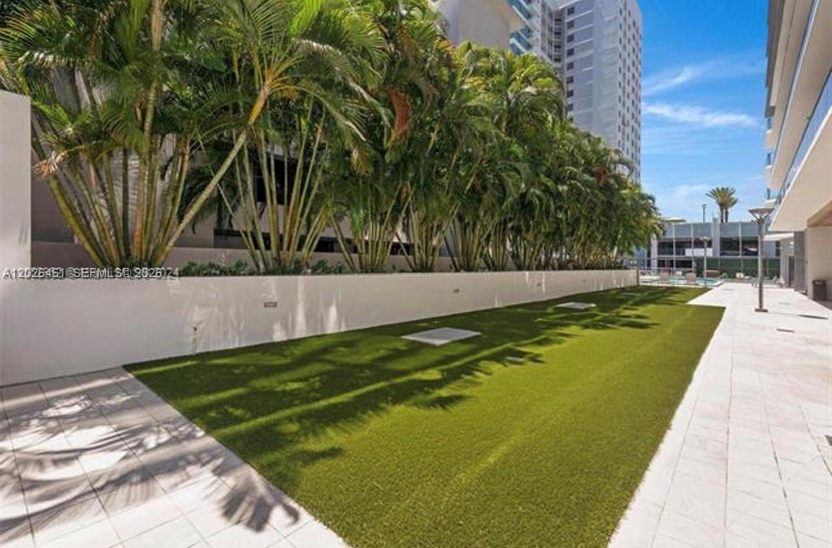 1010 SW 2nd Ave #809, Miami FL 33130