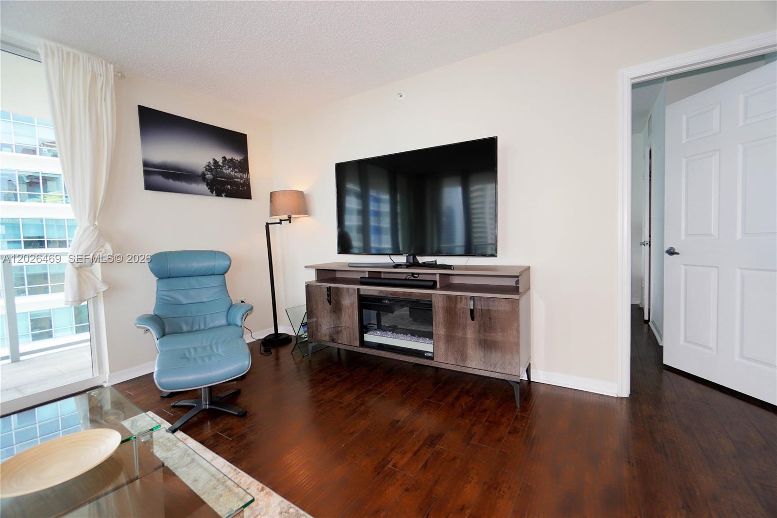1155 Brickell Bay Dr #3301, Miami FL 33131