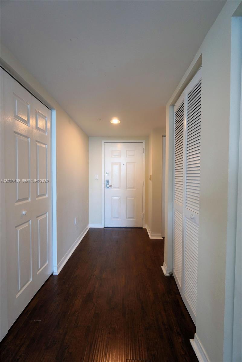 1155 Brickell Bay Dr #3301, Miami FL 33131