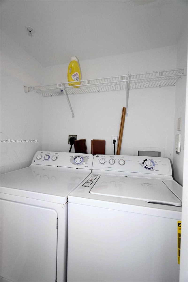 1155 Brickell Bay Dr #3301, Miami FL 33131