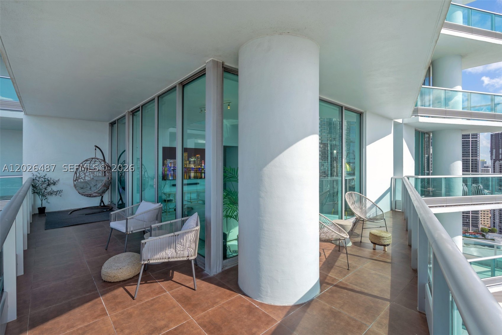 900 Biscayne Blvd #4412, Miami FL 33132