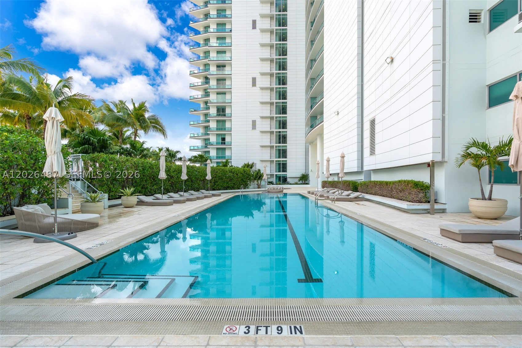 900 Biscayne Blvd #4412, Miami FL 33132