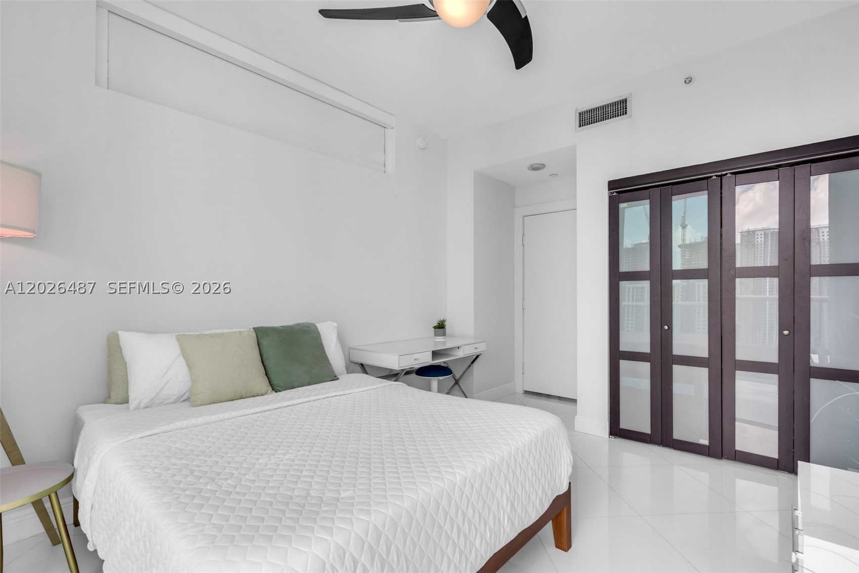 900 Biscayne Blvd #4412, Miami FL 33132