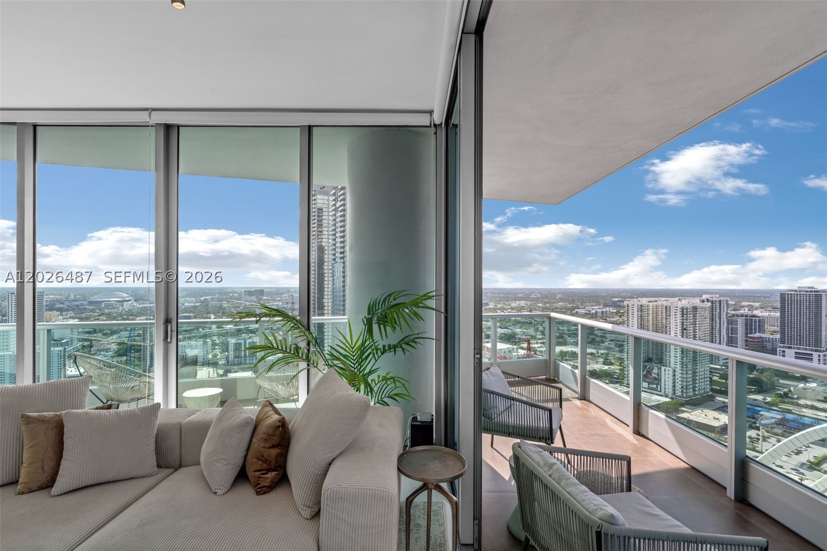 900 Biscayne Blvd #4412, Miami FL 33132