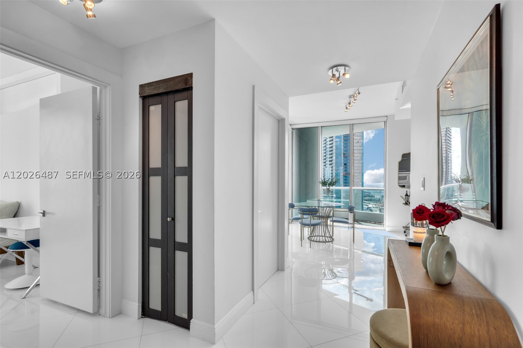 900 Biscayne Blvd #4412, Miami FL 33132