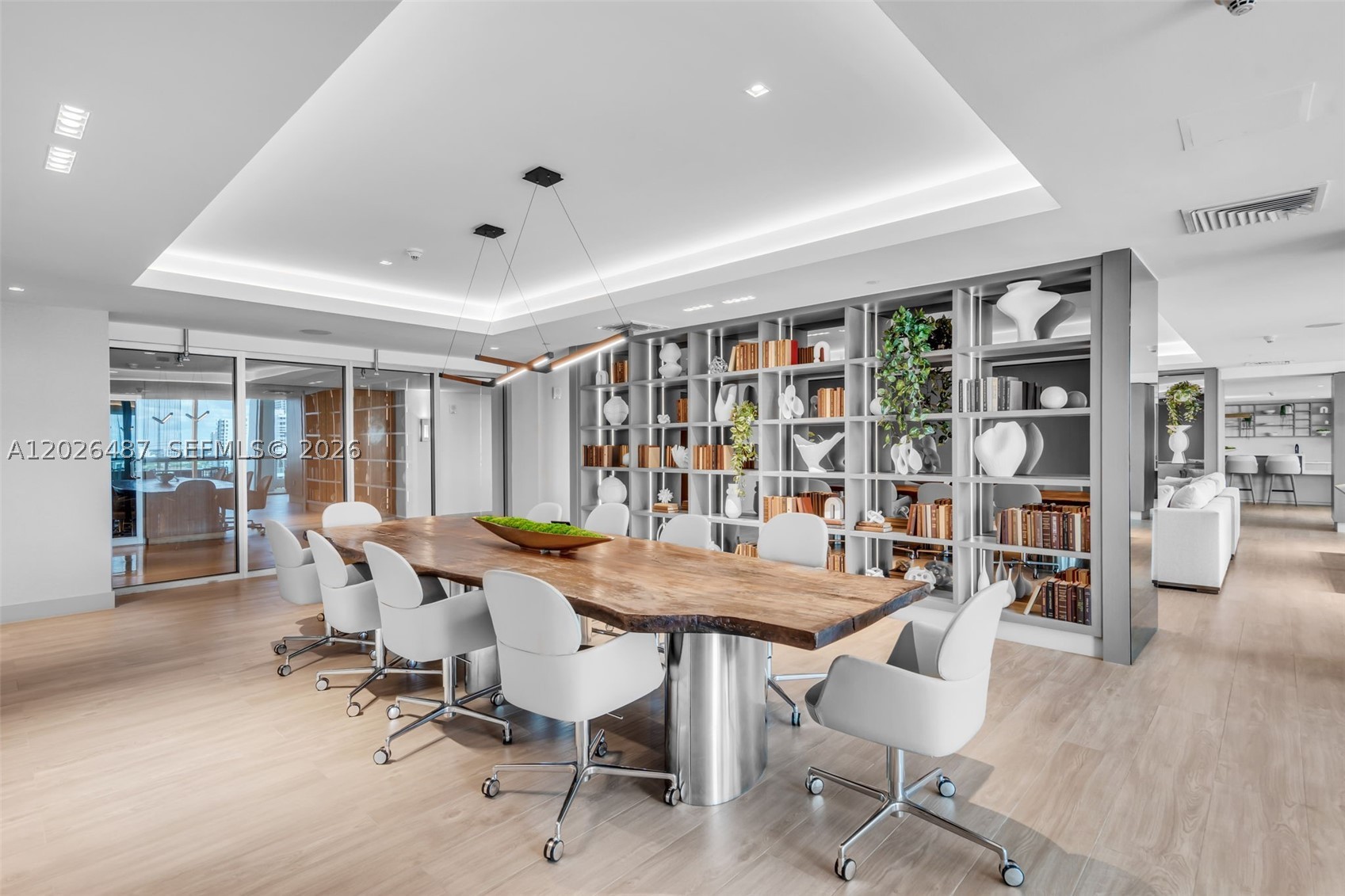 900 Biscayne Blvd #4412, Miami FL 33132