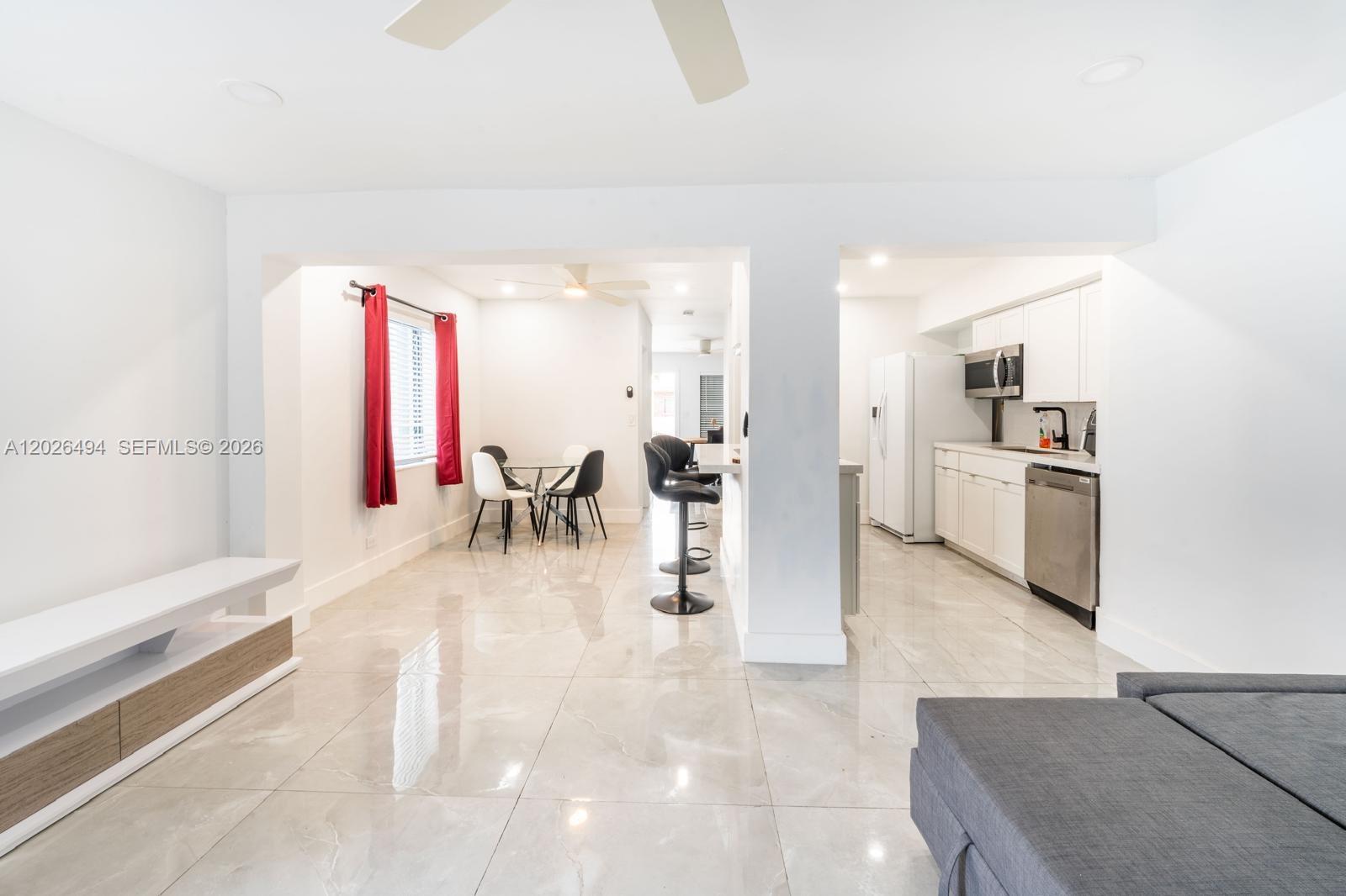 711 85th St, Miami Beach FL 33141