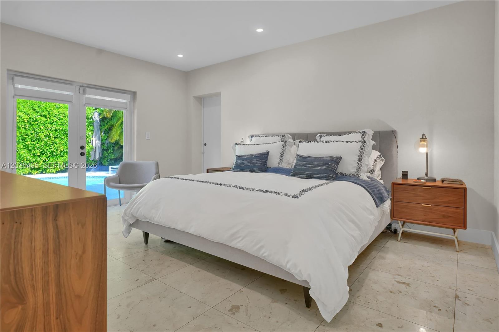 6111 SW 86th St, South Miami FL 33143