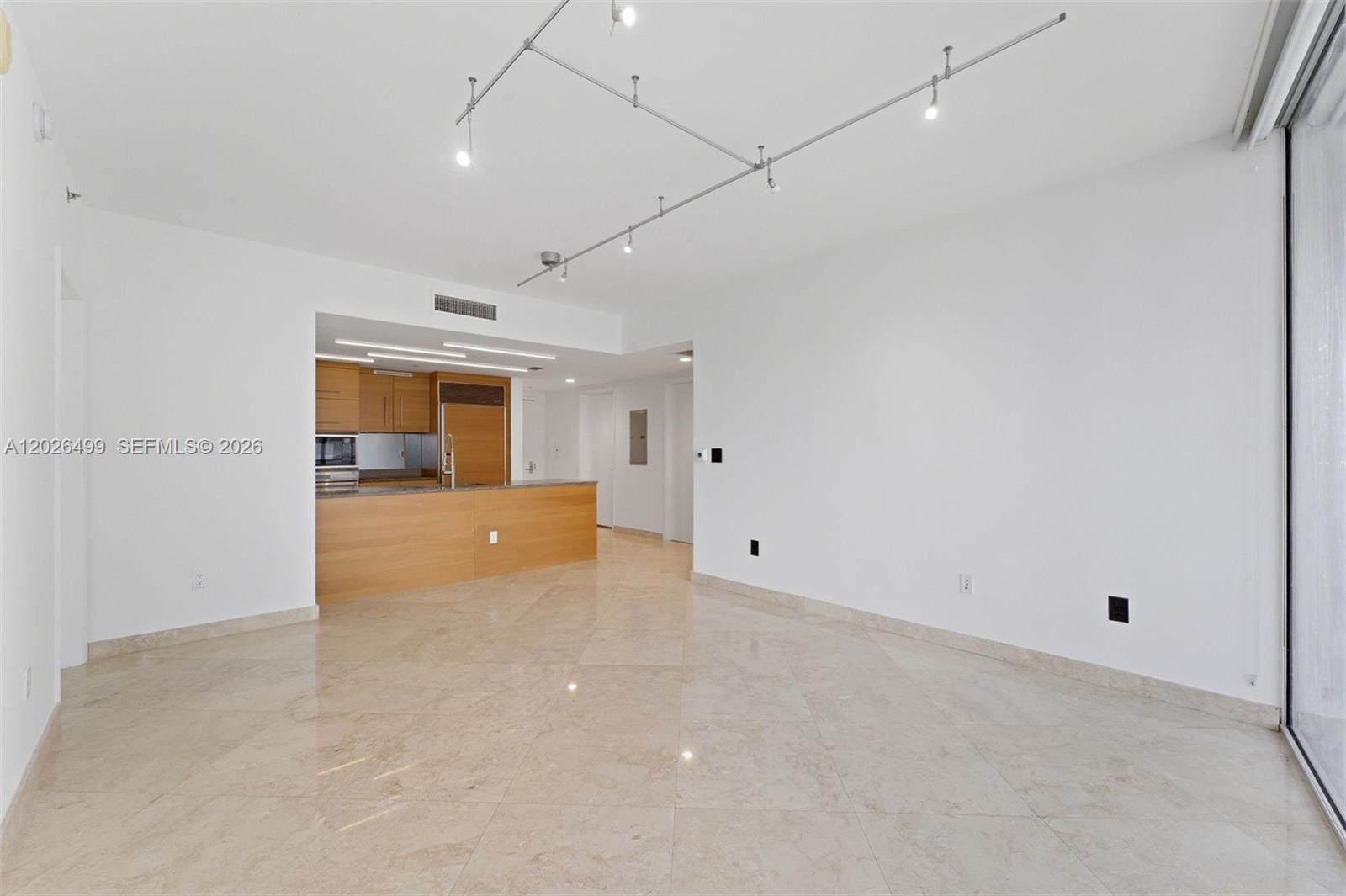 475 Brickell Ave #3513, Miami FL 33131