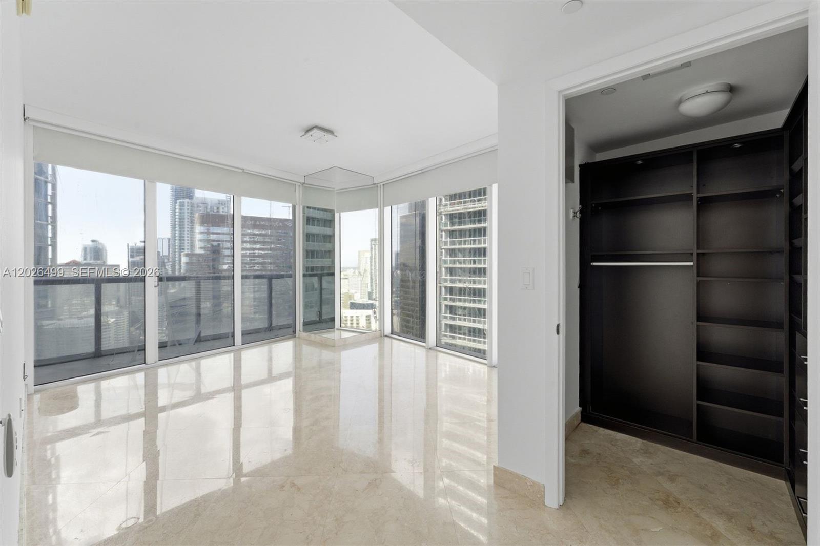 475 Brickell Ave #3513, Miami FL 33131