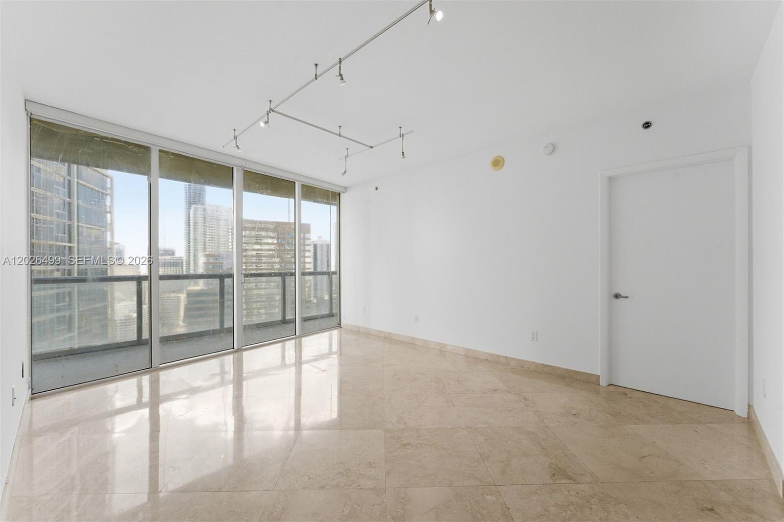475 Brickell Ave #3513, Miami FL 33131