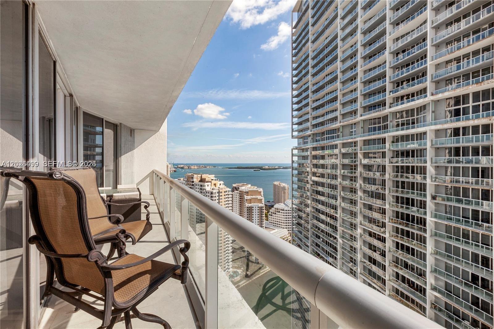 475 Brickell Ave #3513, Miami FL 33131