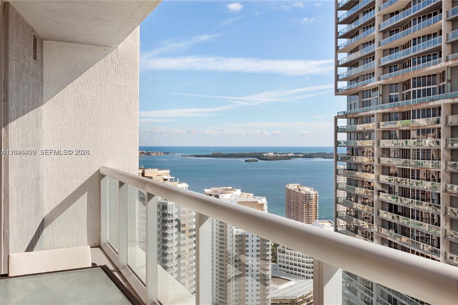 475 Brickell Ave #3513, Miami FL 33131