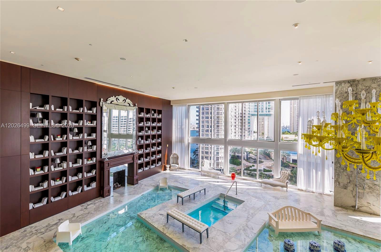475 Brickell Ave #3513, Miami FL 33131