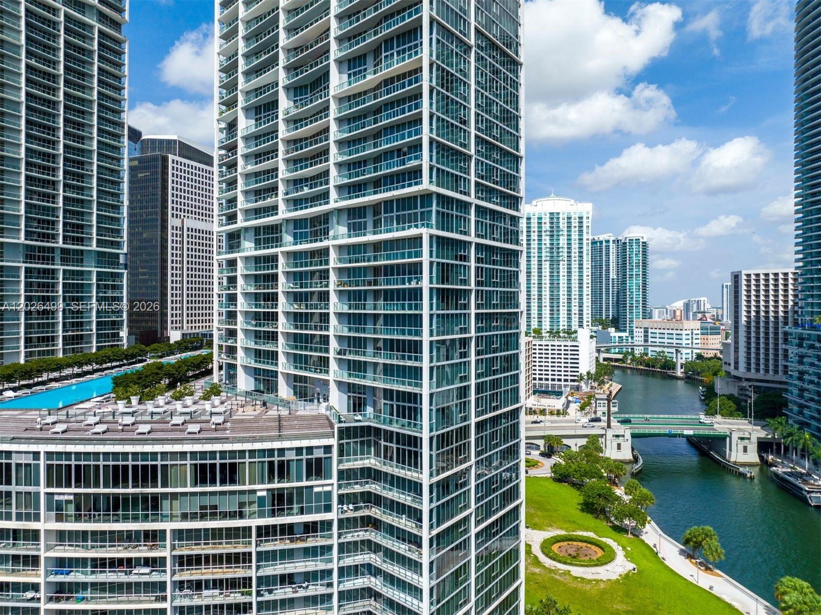 475 Brickell Ave #3513, Miami FL 33131