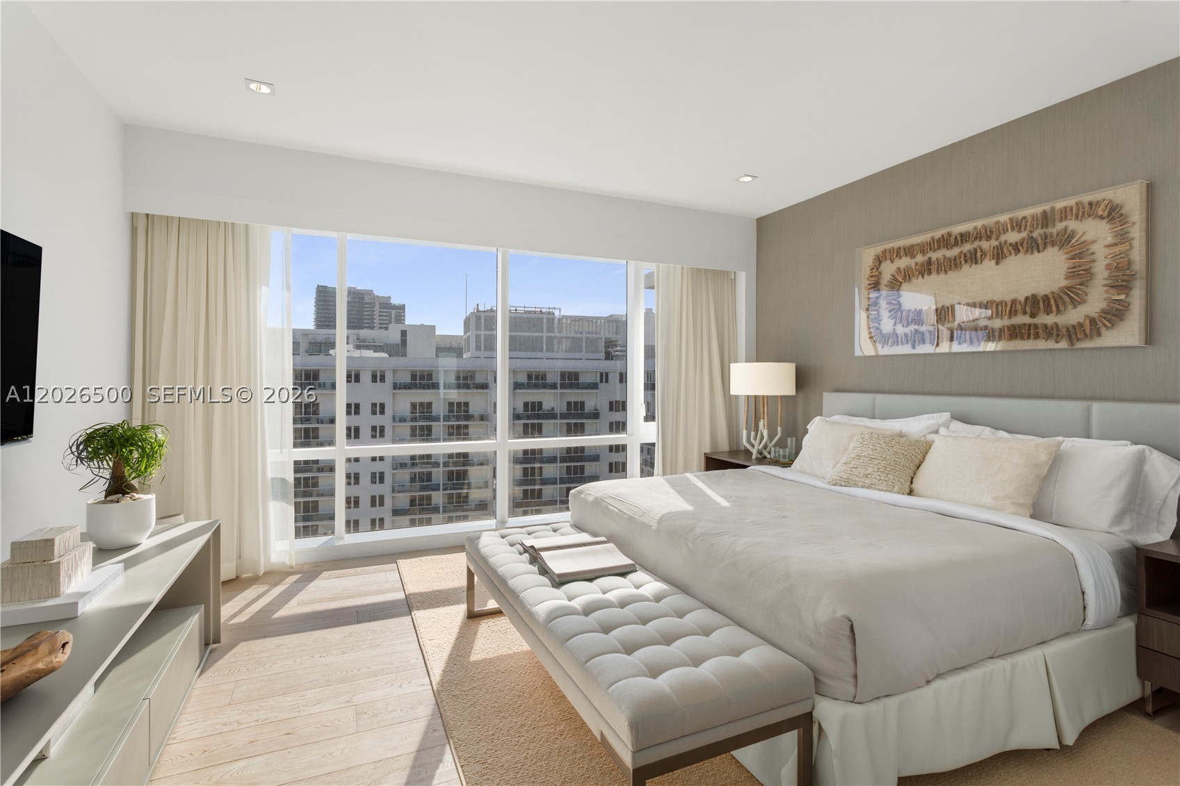 102 24th St #PH-1706, Miami Beach FL 33139