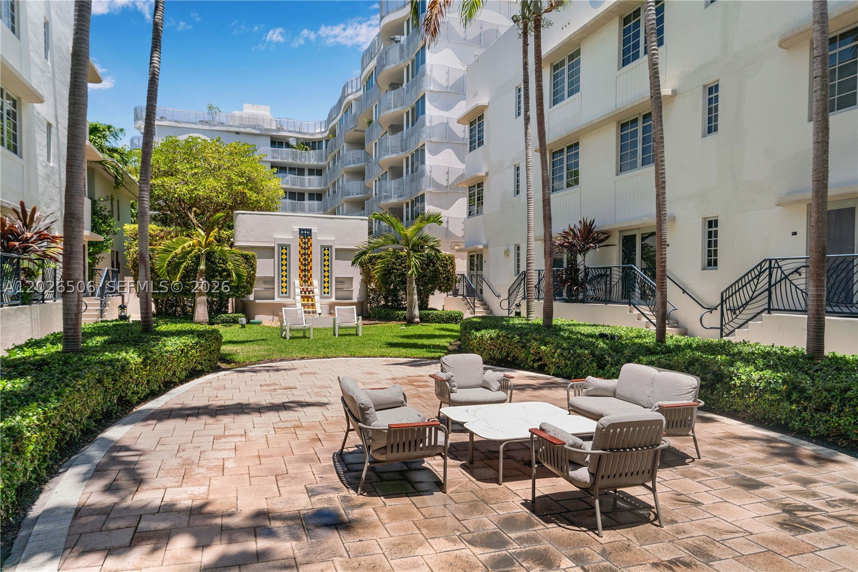 435 21st St #212, Miami Beach FL 33139