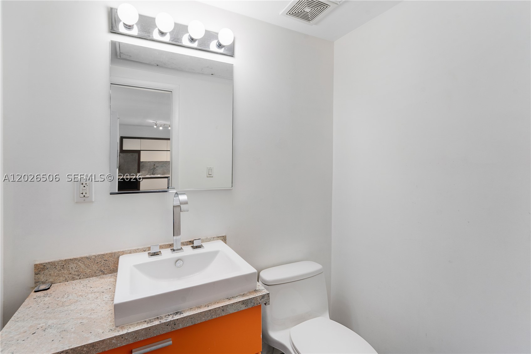 435 21st St #212, Miami Beach FL 33139