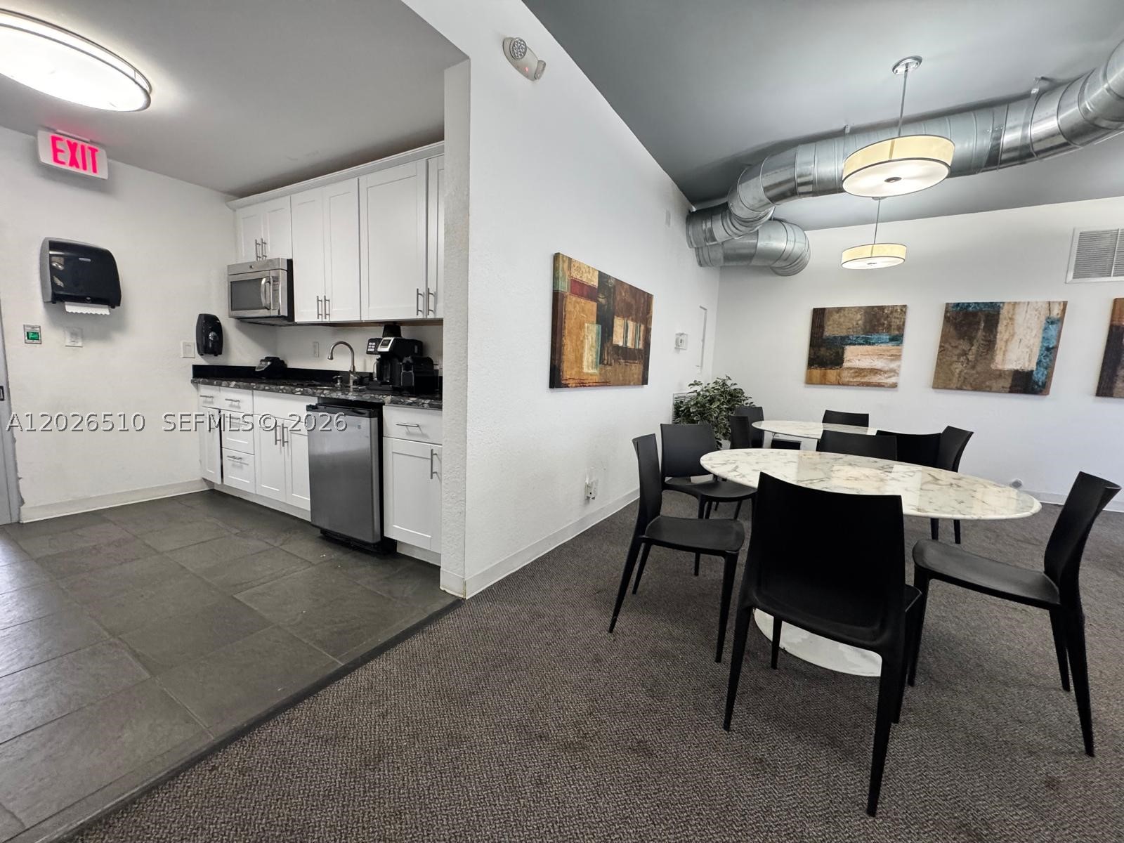 401 Golden Isles Dr #614, Hallandale Beach FL 33009