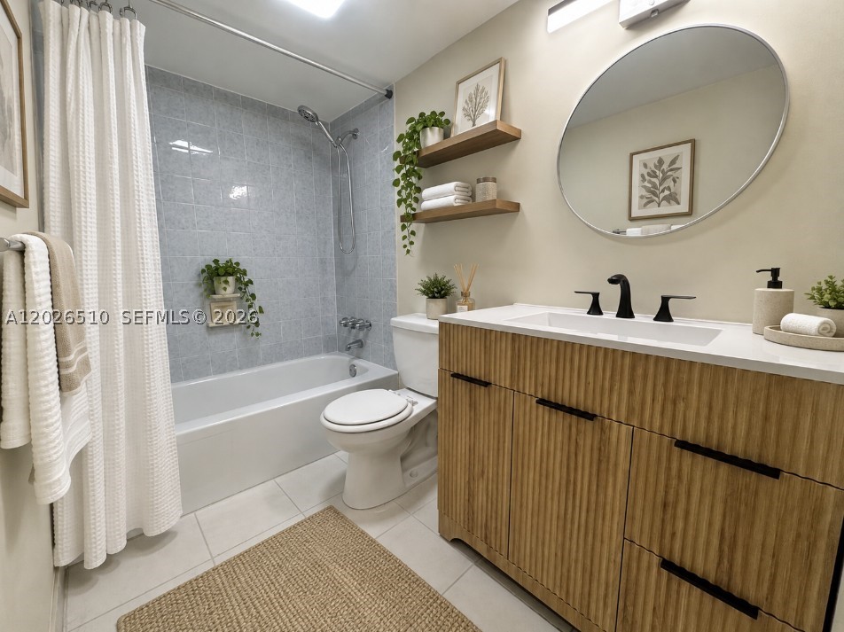 401 Golden Isles Dr #614, Hallandale Beach FL 33009