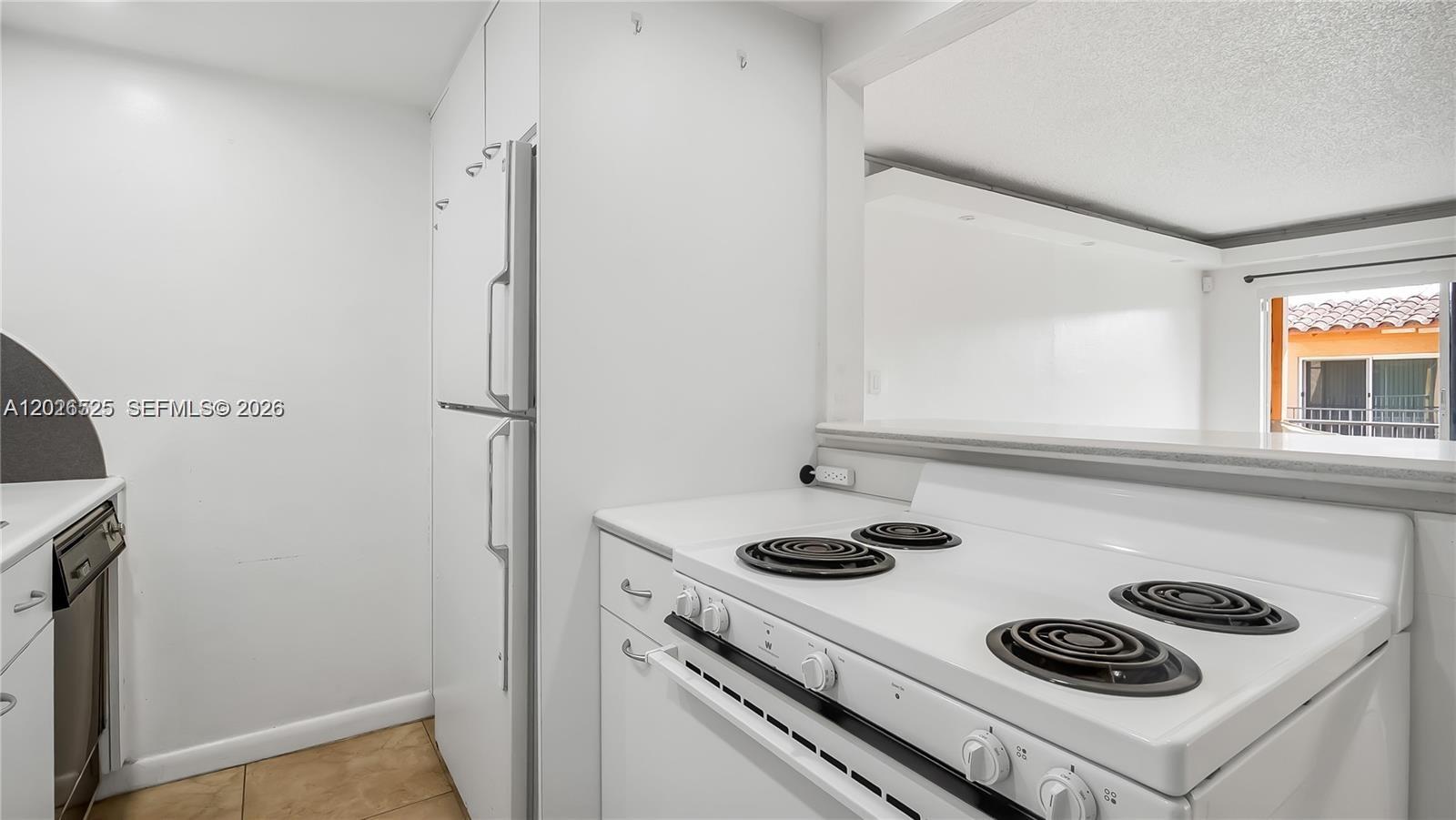 7200 Fairway Dr #H12, Miami Lakes FL 33014