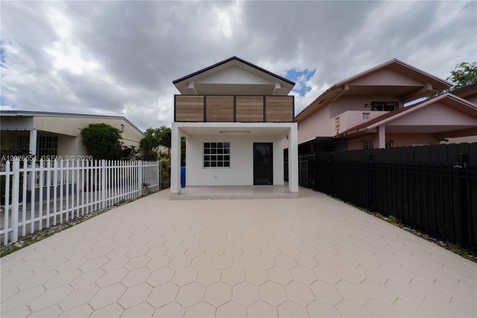 370 Flagami Blvd #370, Miami FL 33144