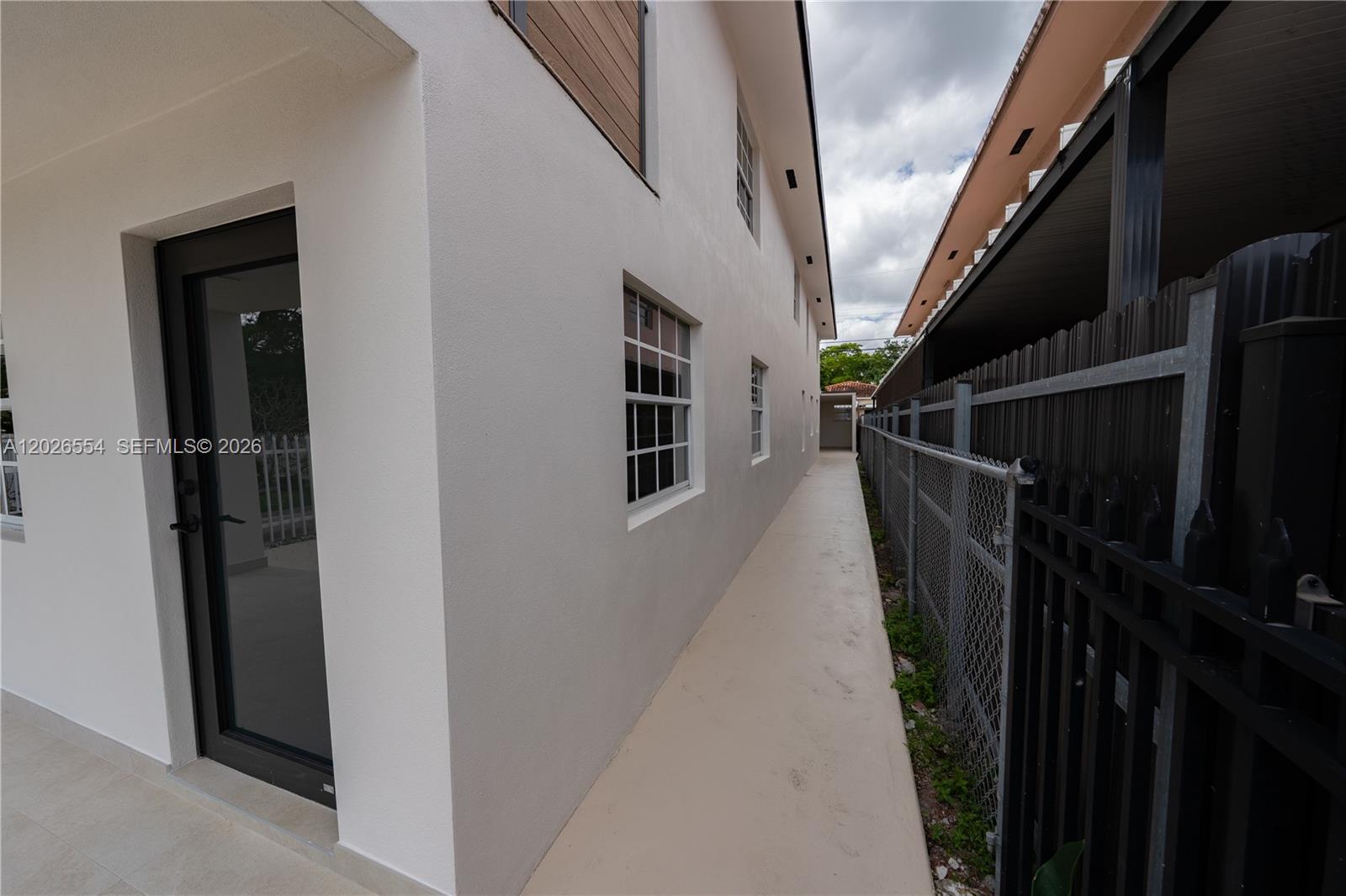 370 Flagami Blvd #370, Miami FL 33144