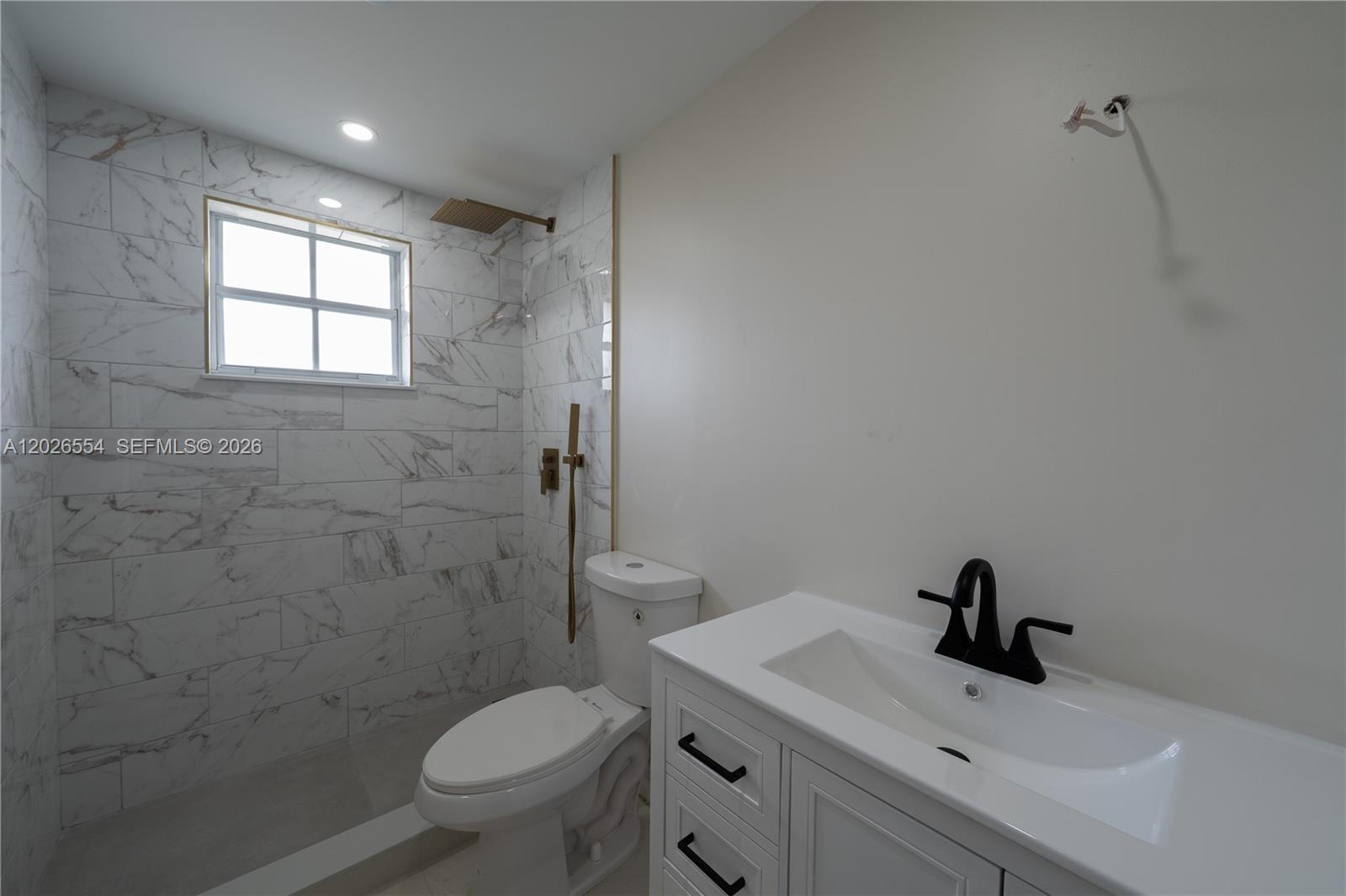 370 Flagami Blvd #370, Miami FL 33144