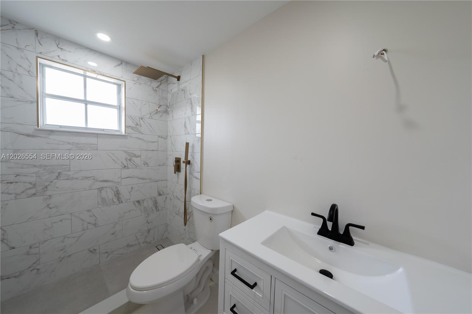 370 Flagami Blvd #370, Miami FL 33144