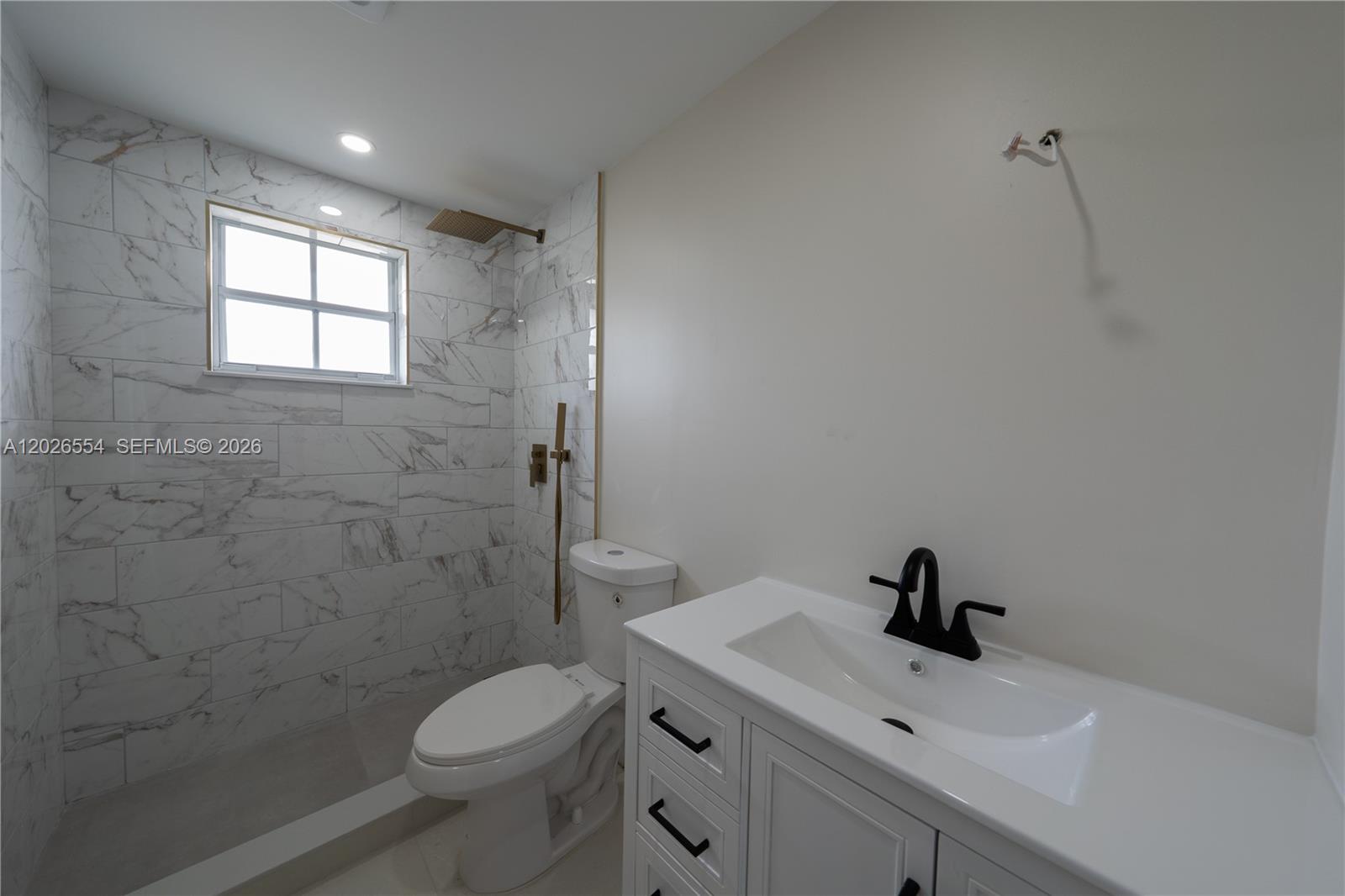370 Flagami Blvd #370, Miami FL 33144