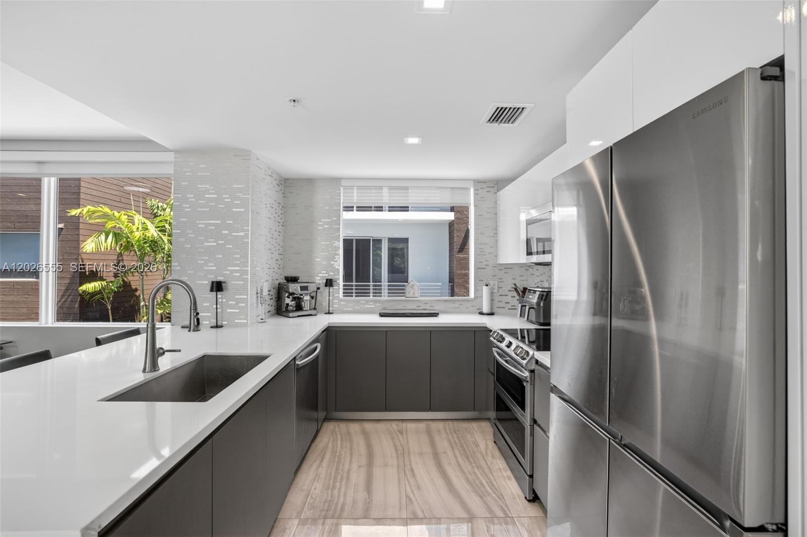 700 NE 14th Ave #311, Fort Lauderdale FL 33304