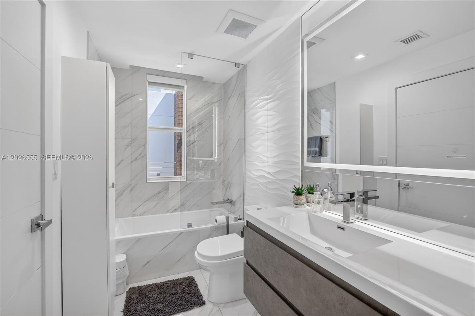 700 NE 14th Ave #311, Fort Lauderdale FL 33304