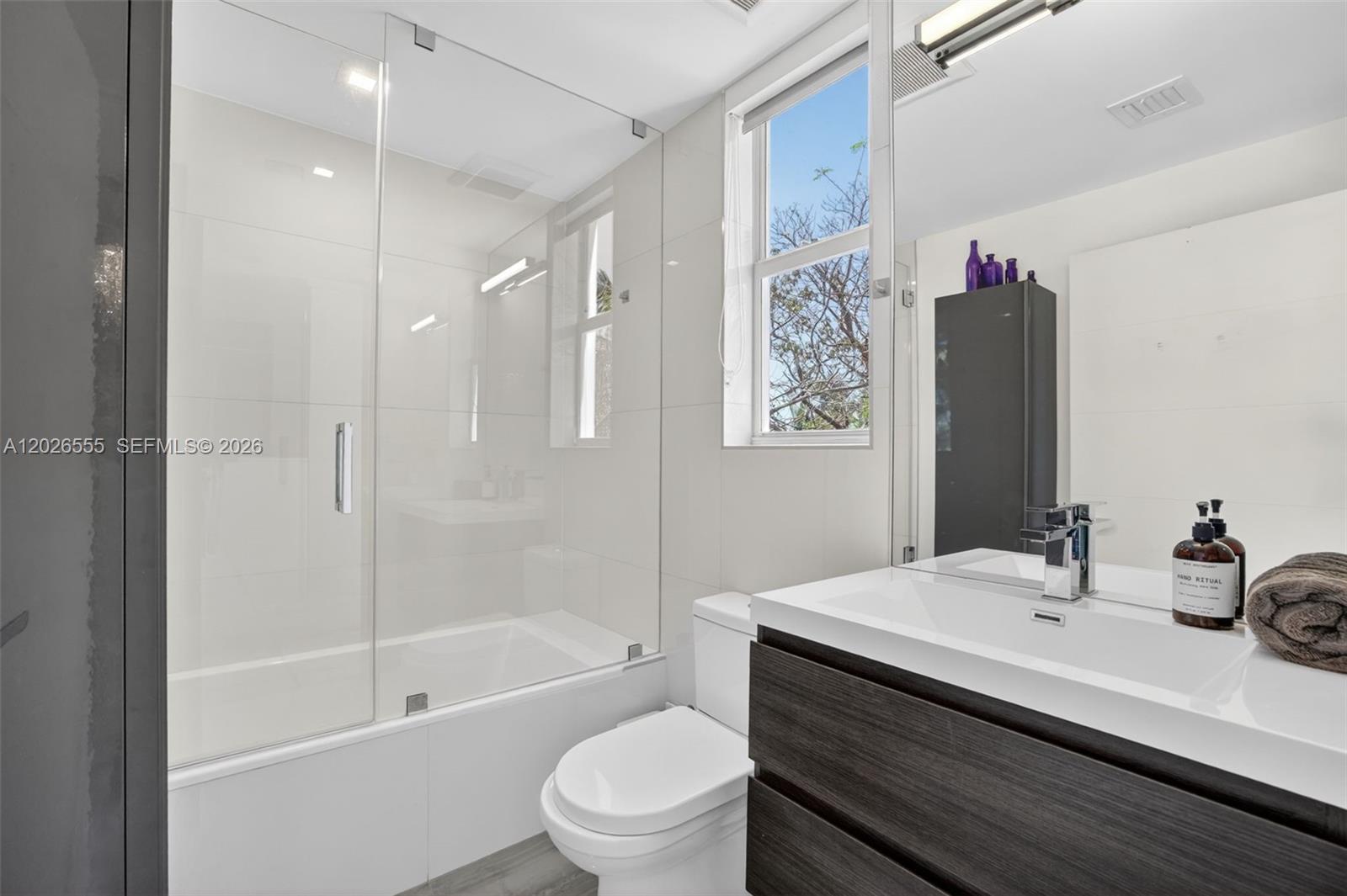700 NE 14th Ave #311, Fort Lauderdale FL 33304