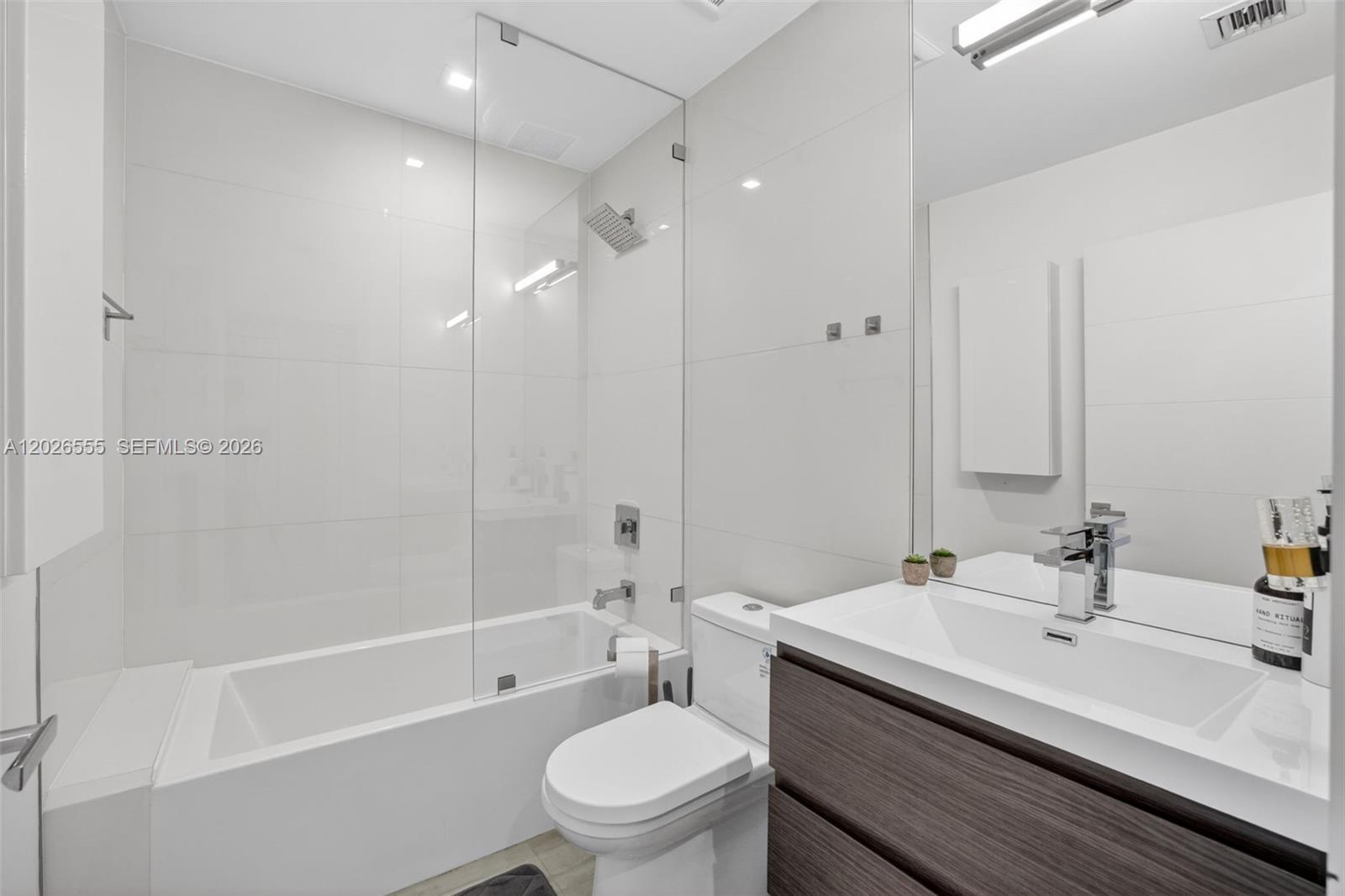 700 NE 14th Ave #311, Fort Lauderdale FL 33304