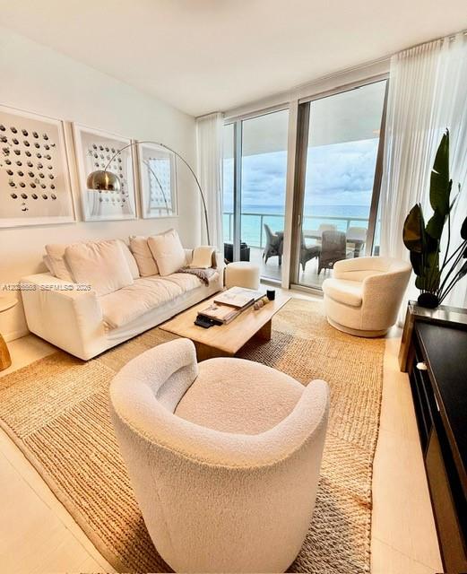 17121 Collins Ave #1207, Sunny Isles Beach FL 33160