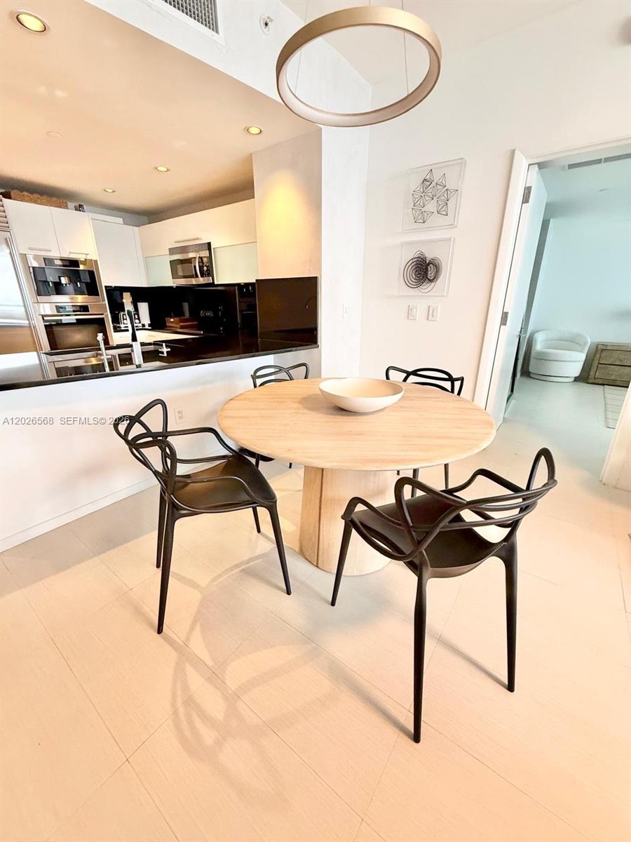 17121 Collins Ave #1207, Sunny Isles Beach FL 33160