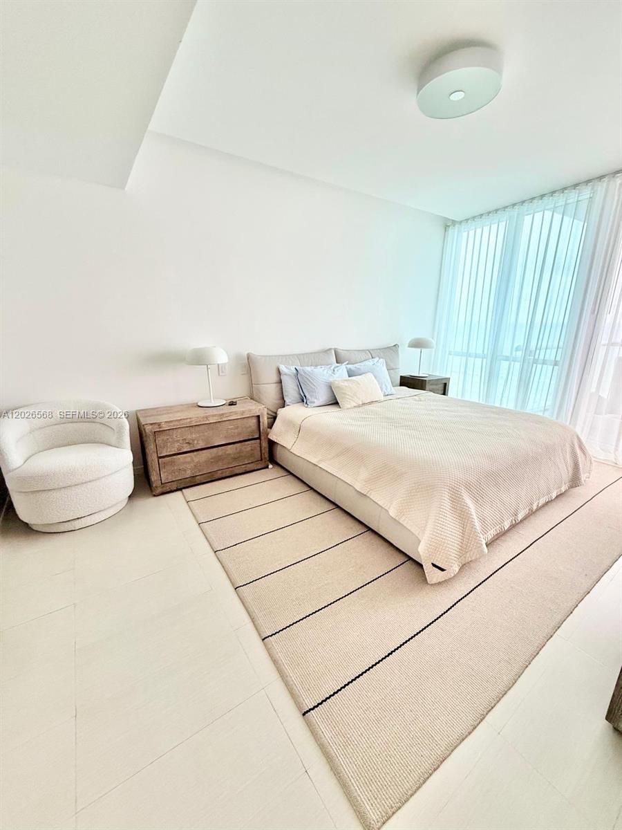 17121 Collins Ave #1207, Sunny Isles Beach FL 33160
